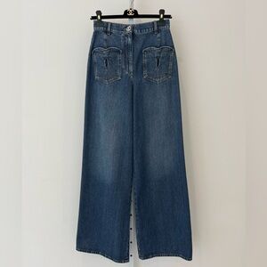 CHANEL 24P HEART POCKET WIDE LEG LONG STYLE BLUE JEANS SIZE FR 34 / US 2 NWTS!